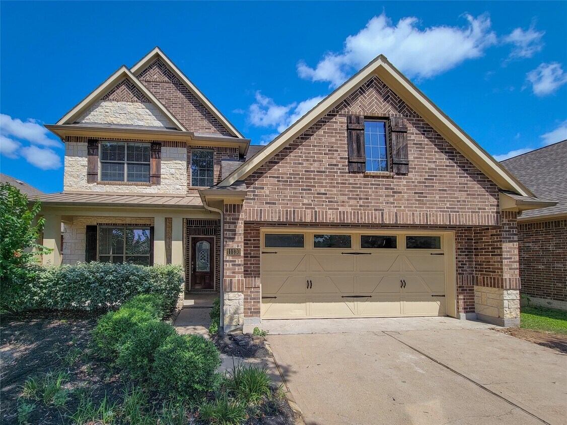 Primary Photo - 11130 Celano Dr