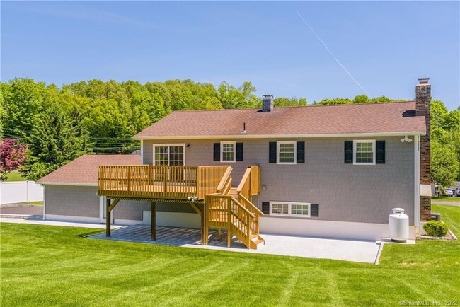 Building Photo - 5 Mendes Rd