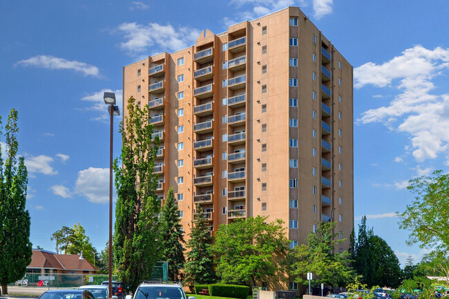 Building Photo - Roseland Place