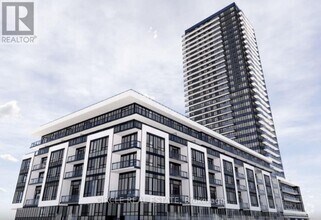 Building Photo - 5105-5105 Hurontario St