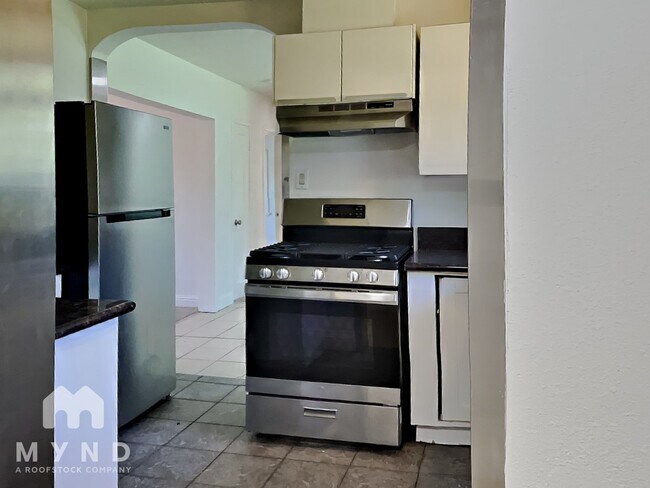 Building Photo - 4760 69th St Unit 1