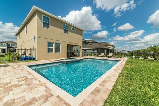 Building Photo - 7733 Fairfax Dr