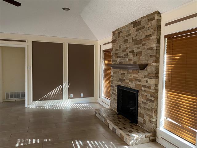 Building Photo - 809 Sandpiper Dr