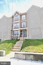 Building Photo - 5129 D St SE