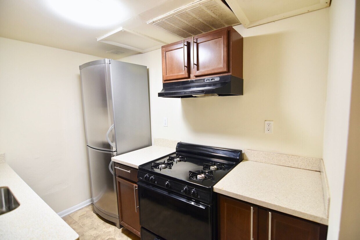 Kitchen - 1720 Lombard St