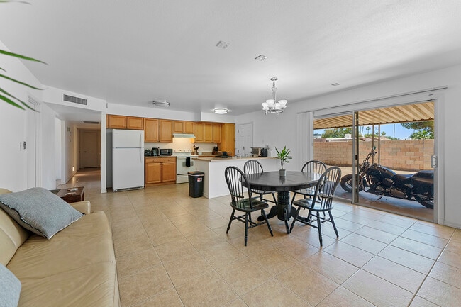 Foto del edificio - 5409 S Hazelton Ln