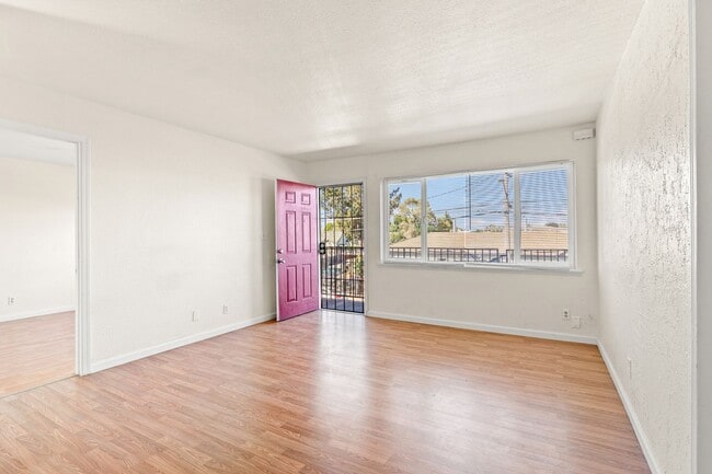 Photo - 10100 Walnut St - 03 Apartment
