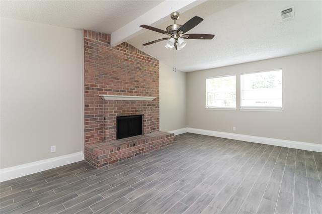 Building Photo - 4000 School Hill Cir