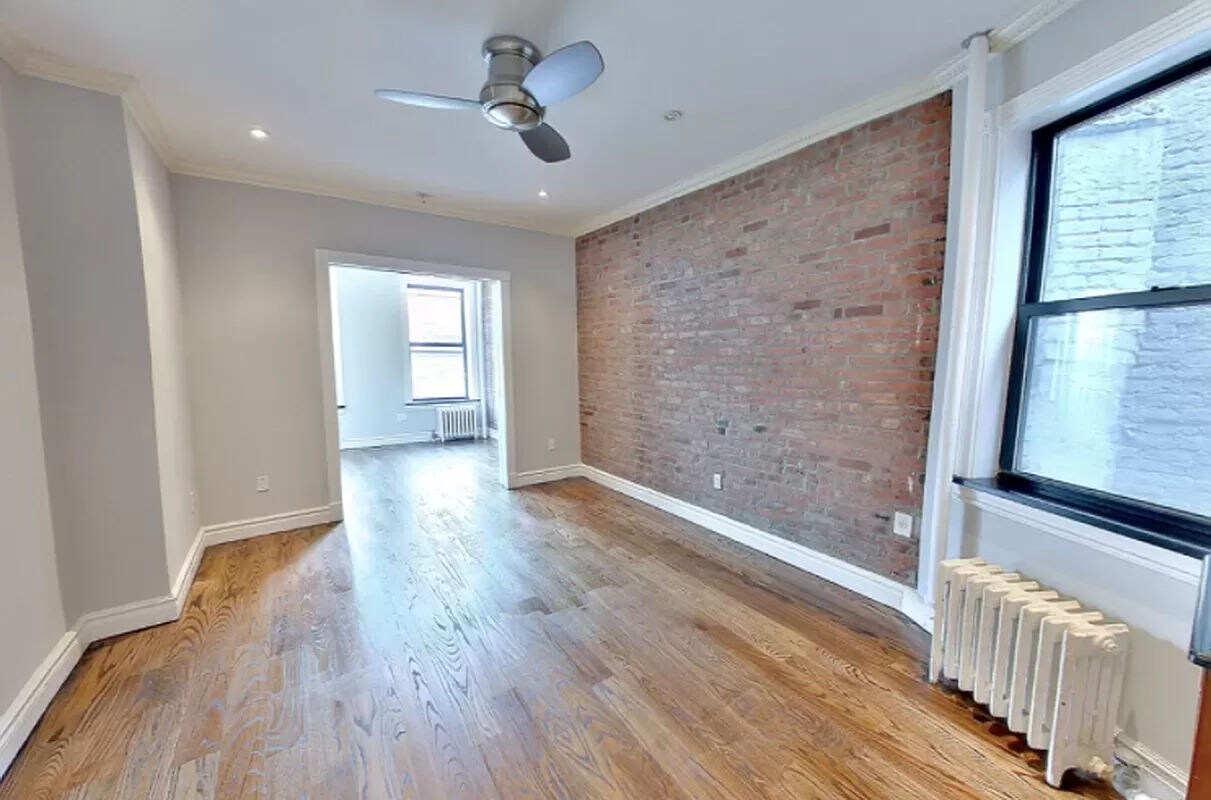 Building Photo - east 10th street