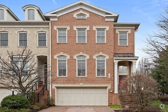 Building Photo - 7000 Eastern Red Cedar Ln