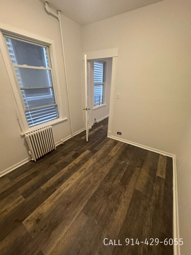 Building Photo - 154 Ridge Ave