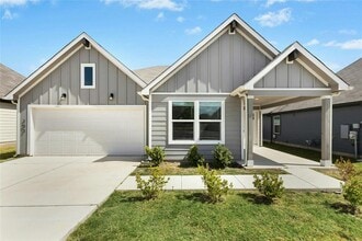Building Photo - 203 Sweetwater Crk Ln