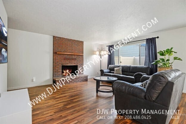 Building Photo - 3408 Colorado Ave