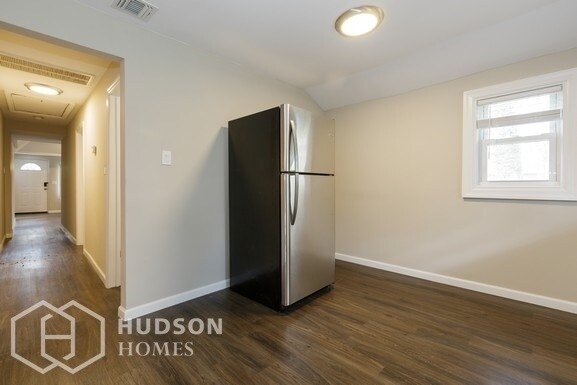 Building Photo - NOW AVAILABLE! - 61 CLIFF AVENUE, SAYVILLE...