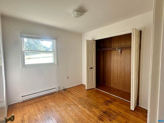 Building Photo - 2517 Eastham Hill