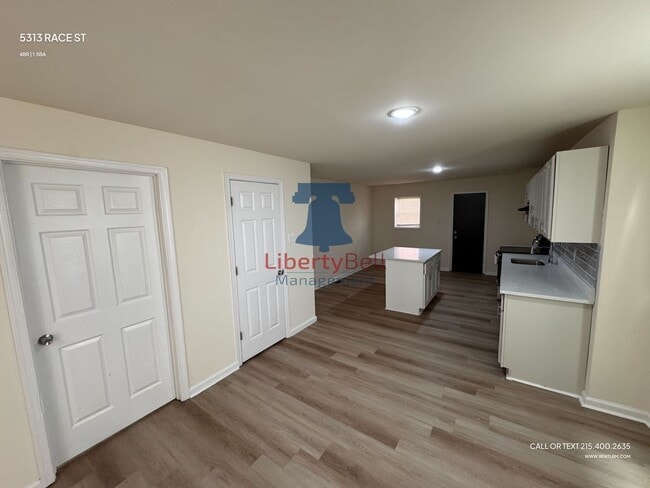 Photo - 5313 Race St House