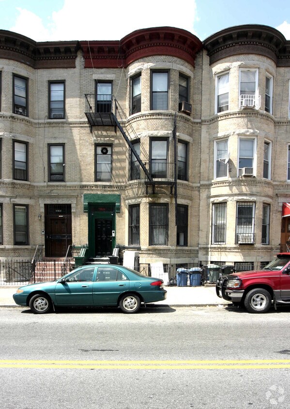 Primary Photo - 5516 6th Ave