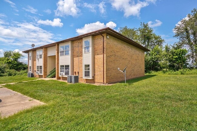 Building Photo - 346 Fairway Ave