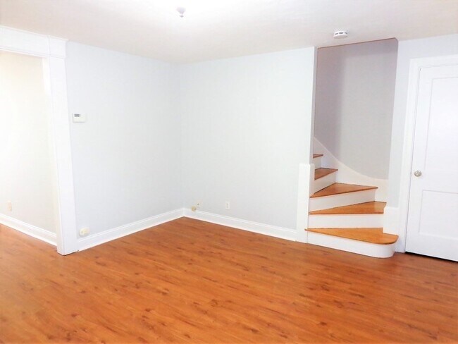 Building Photo - 35 Bromfield St