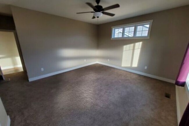 Foto del edificio - 5146 Amherst Dr