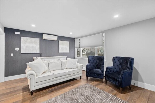 Foto del edificio - 306 Plantation St