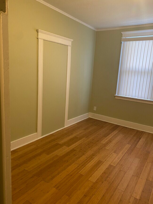 Bedroom - 18 N Spring St