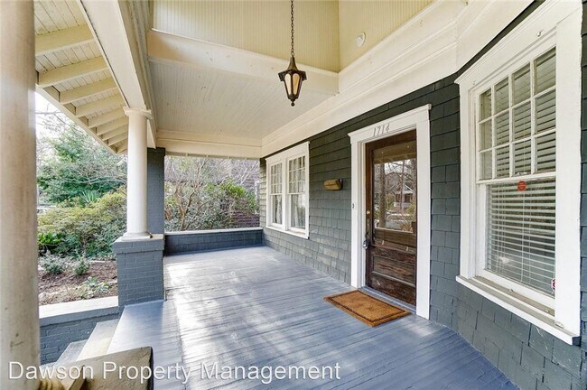 Building Photo - 3 br, 2 bath House - 1714 E. 8th Street
