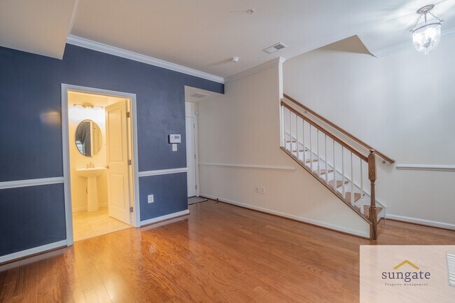 Foto del edificio - 1724 Lantern Mews