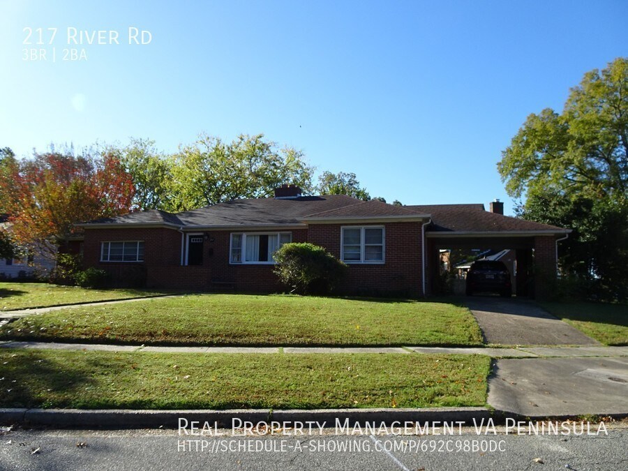 Primary Photo - Single Home in Newport News Hilton Waterfr...