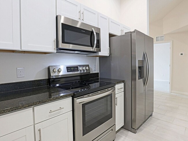 Building Photo - Cape Coral 826