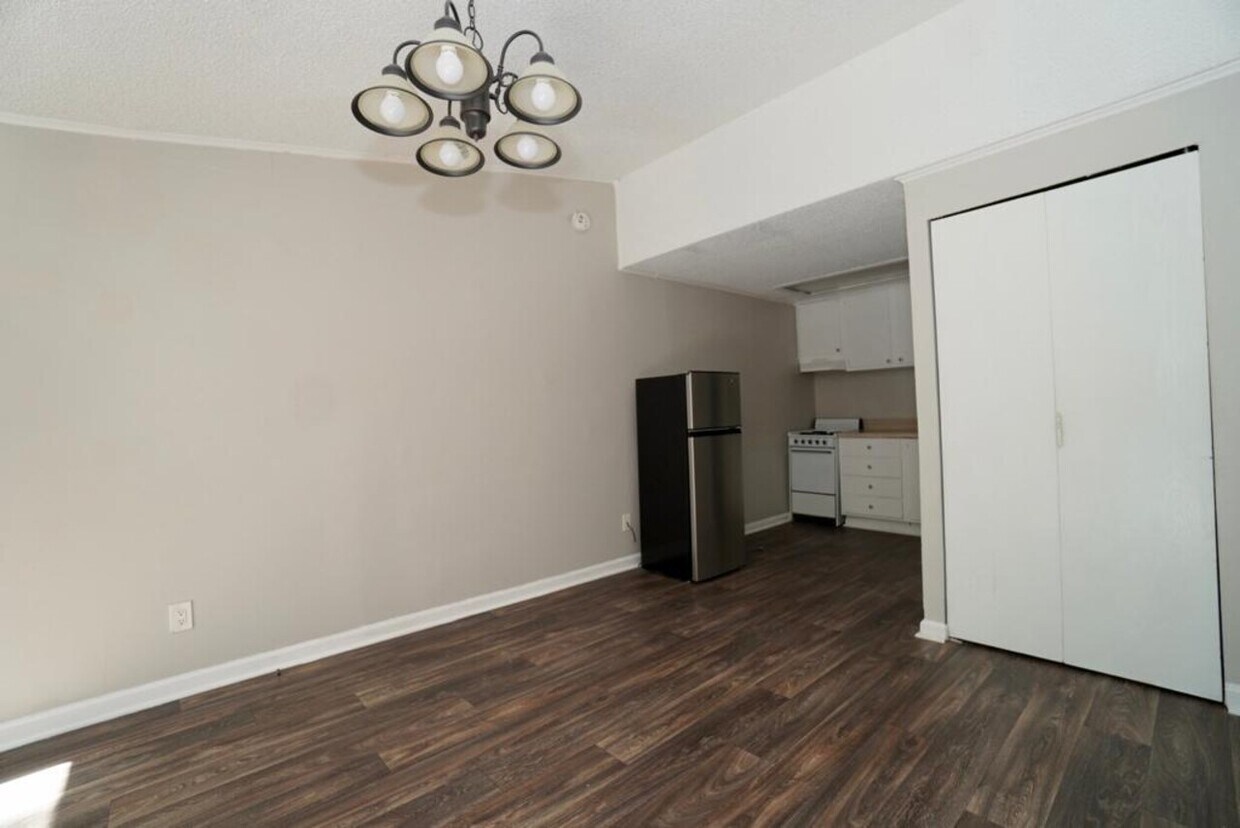 Foto del edificio - Holly Park Square Apartments