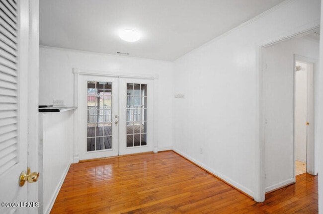 Building Photo - 1115 Emmons St
