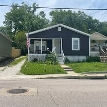 Building Photo - 765 S Main St