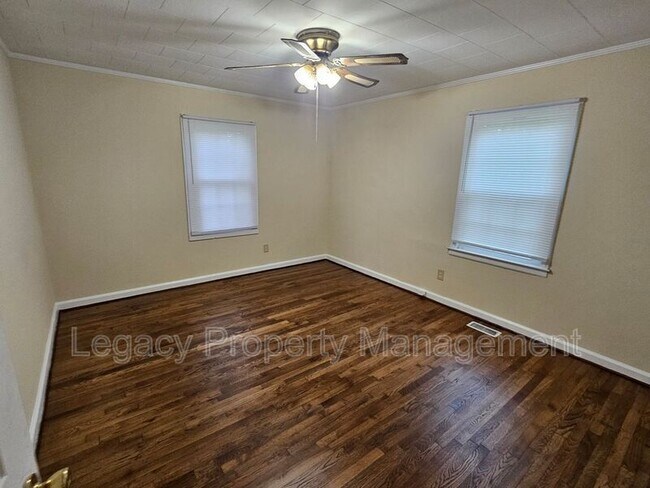 Foto del edificio - 609 Shepherd St