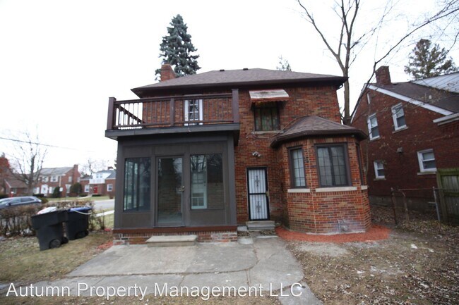 Foto del edificio - 3 br, 1.5 bath House - 16777 Kentfield St
