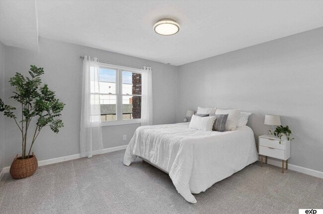 Building Photo - 12727 Woodcrest Plz