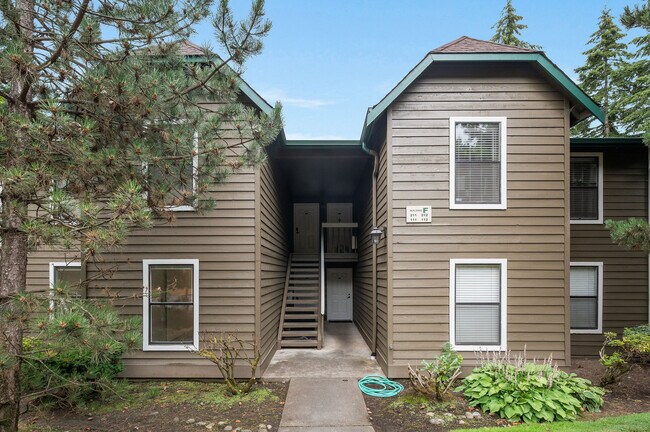 Building Photo - 13801 Old Redmond Rd