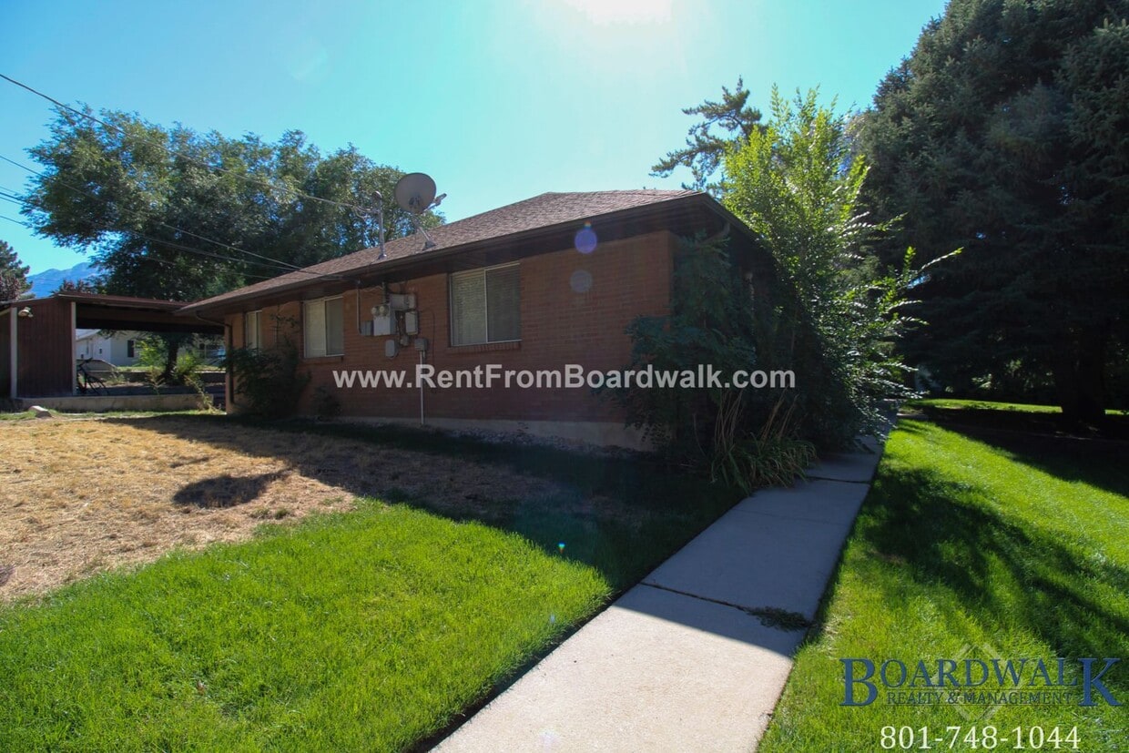 Foto principal - 1785 Lincoln Ln