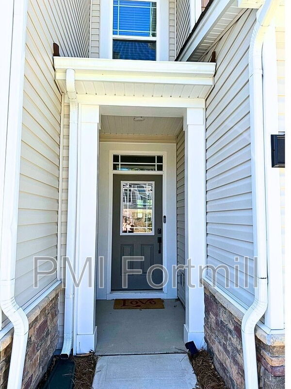 Foto del edificio - 8027 Overmeadow Ln