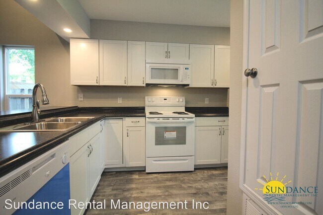 Building Photo - 2 br, 2 bath House - 1503 E Greenacres Bou...