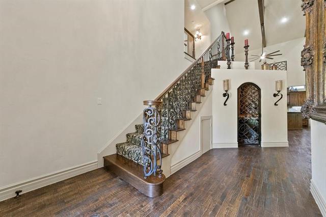 Foto del edificio - 6719 Springwood Ln