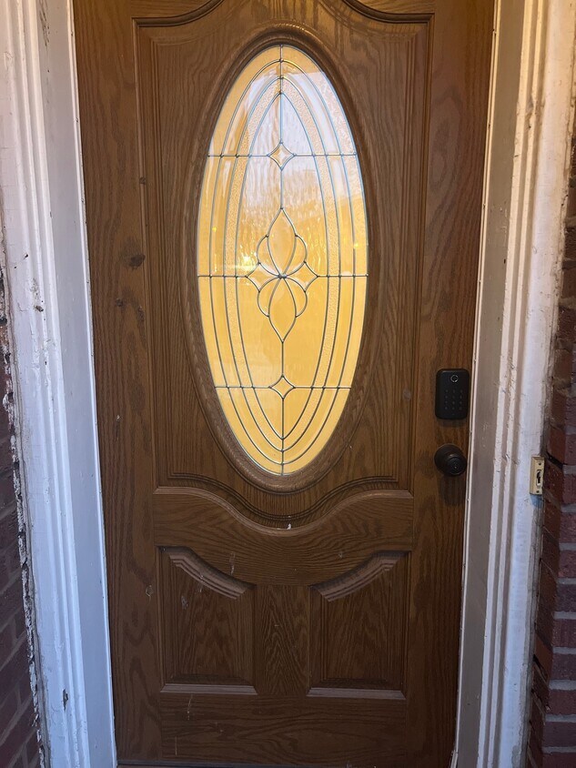 Front Door, Keyless Entry - 3918 Kingsland Ct
