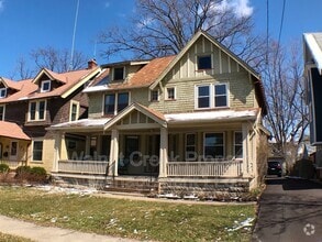 Building Photo - 1533-1535 Mars Ave