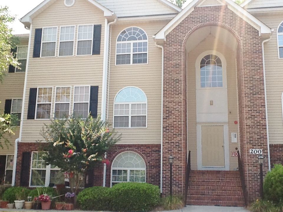 Foto principal - 234 Ivy Glen Ct