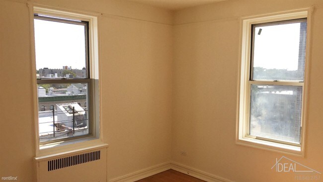 Building Photo - 257 74th St