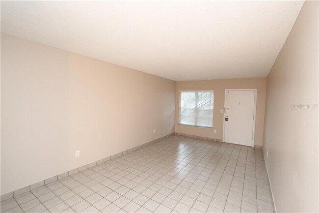 Foto del edificio - 4328 Edgewater Dr