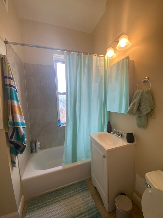 Foto del edificio - 1177 Commonwealth Ave