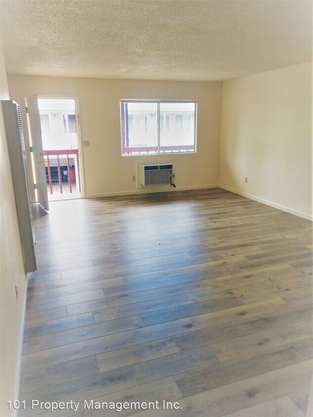 Foto principal - 1521 N Bush St