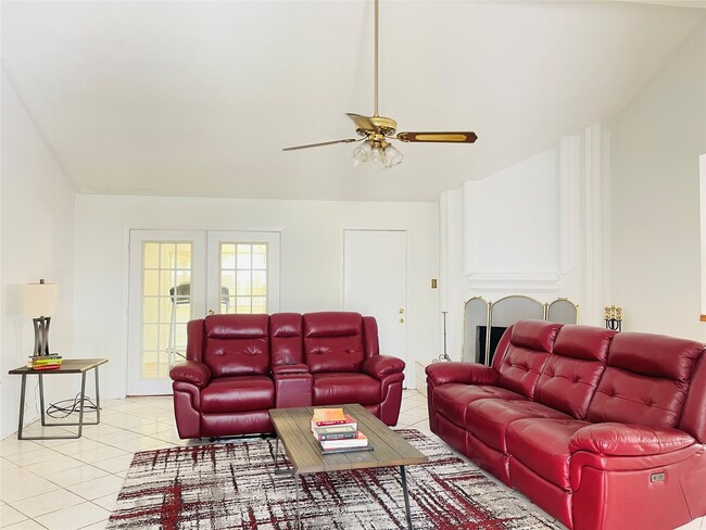 Building Photo - 507 Shenandoah Dr