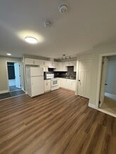 Building Photo - 7633 210 St